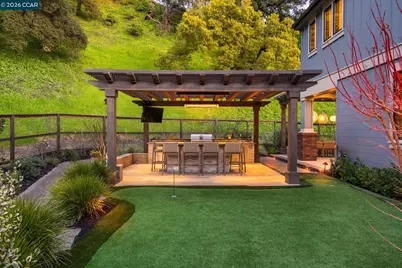 401 Legacy Dr, Alamo, CA 94507 - Photo 50