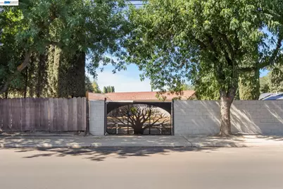 2921 Rimrock Ct, Modesto, CA 95355 - Photo 50