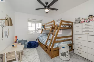 2541 Rowe Dr, Fairfield, CA 94533 - Photo 36