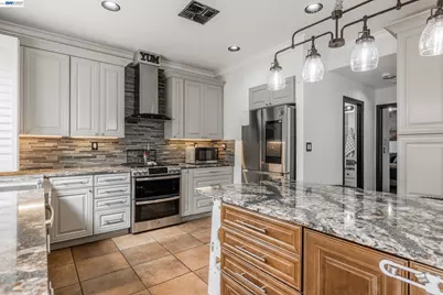 2541 Rowe Dr, Fairfield, CA 94533 - Photo 24