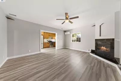 2102 Overhill Rd, Concord, CA 94520 - Photo 36