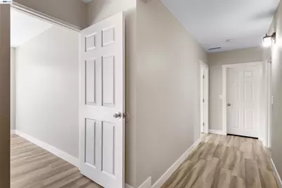 2102 Overhill Rd, Concord, CA 94520 - Photo 18