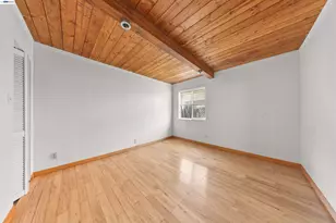 2102 Overhill Rd, Concord, CA 94520 - Photo 22