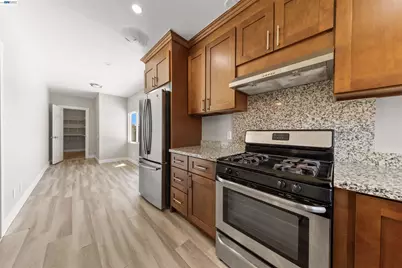 2102 Overhill Rd, Concord, CA 94520 - Photo 26