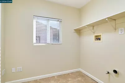 2754 19th St, San Pablo, CA 94806 - Photo 18