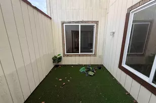 2203 Glenmount Dr, Pittsburg, CA 94565 - Photo 12