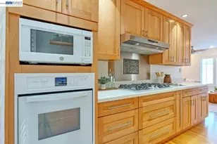 1515 Miramonte Ave, Mountain View, CA 94040 - Photo 18