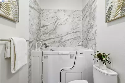 1574 Nobu Dr, San Jose, CA 95131 - Photo 34