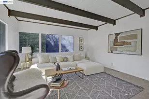 6956 Sayre Dr, Oakland, CA 94611 - Photo 18