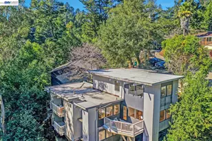 6956 Sayre Dr, Oakland, CA 94611 - Photo 6