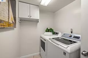 439 Hummingbird Ln, Livermore, CA 94551 - Photo 16