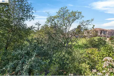 2393 Sheffield Dr, Livermore, CA 94550 - Photo 58