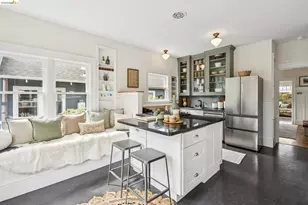 5360 Locksley Ave, Oakland, CA 94618 - Photo 30