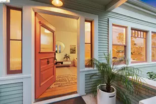 5360 Locksley Ave, Oakland, CA 94618 - Photo 10