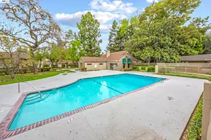 5536 Makati, San Jose, CA 95123 - Photo 30