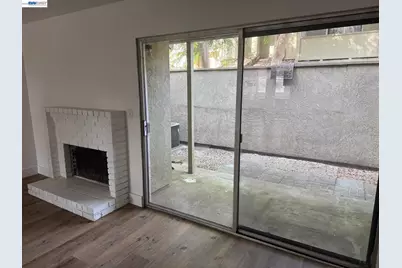 2116 Mt. Vernon Dr. #C, Modesto, CA 95350 - Photo 8