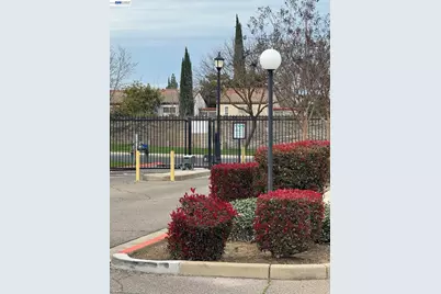 2116 Mt. Vernon Dr. #C, Modesto, CA 95350 - Photo 30