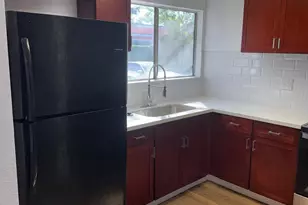 2116 Mt Vernon Dr, Modesto, CA 95350 - Photo 4