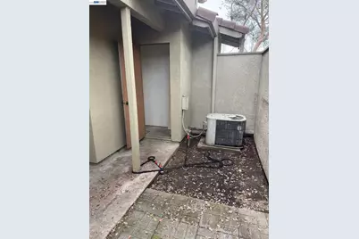 2116 Mt. Vernon Dr. #C, Modesto, CA 95350 - Photo 20