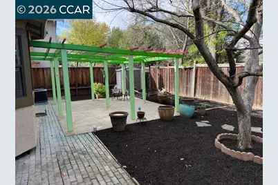 5017 Murchio Dr, Concord, CA 94521 - Photo 28