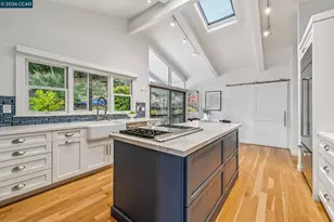 147 Amber Valley Dr, Orinda, CA 94563 - Photo 22