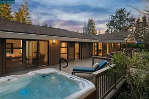 147 Amber Valley Dr, Orinda, CA 94563 - Photo 32