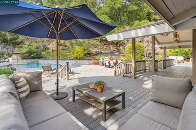 147 Amber Valley Dr, Orinda, CA 94563 - Photo 18