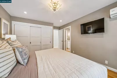 147 Amber Valley Dr, Orinda, CA 94563 - Photo 36