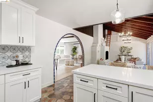 5914 Thornhill Dr, Oakland, CA 94611 - Photo 26