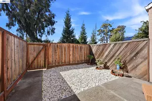 27773 Pistachio Ct, Hayward, CA 94544 - Photo 34