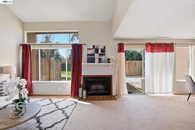 27773 Pistachio Ct, Hayward, CA 94544 - Photo 6