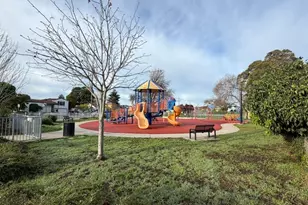 658 32nd St, Richmond, CA 94804 - Photo 36