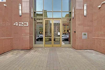 423 7th St #220, Oakland, CA 94607 - Photo 2