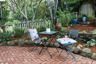 385 Vermont Ave, Berkeley, CA 94707 - Photo 32