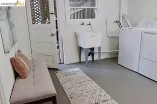 385 Vermont Ave, Berkeley, CA 94707 - Photo 26