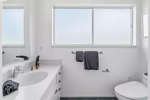 1440 Walnut St, Berkeley, CA 94709 - Photo 32