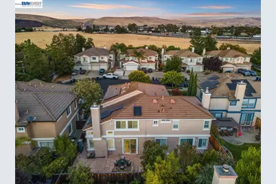 868 Berryessa Ct, Livermore, CA 94551 - Photo 6