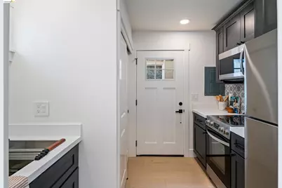 846 Adams St, Albany, CA 94706 - Photo 34