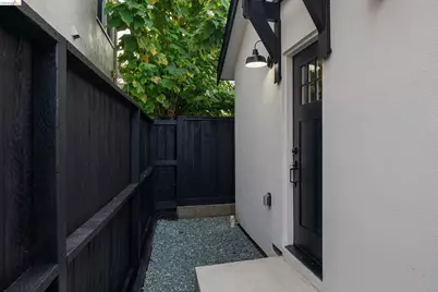 846 Adams St, Albany, CA 94706 - Photo 32