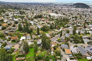 7603 Terrace Dr, El Cerrito, CA 94530 - Photo 32