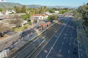 2200 Beech Cir, San Jose, CA 95131 - Photo 34