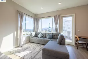 263 Llano de los Robles Ave, San Jose, CA 95136 - Photo 1