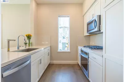 263 Llano De Los Robles Ave #1, San Jose, CA 95136 - Photo 8