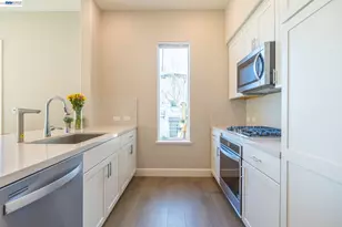 263 Llano de los Robles Ave, San Jose, CA 95136 - Photo 8