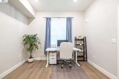 263 Llano De Los Robles Ave #1, San Jose, CA 95136 - Photo 18