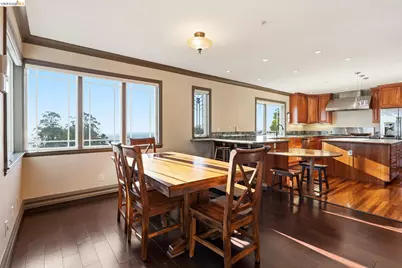 107 Dolphine Ave, El Granada, CA 94018 - Photo 16