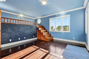 107 Dolphine Ave, El Granada, CA 94018 - Photo 34