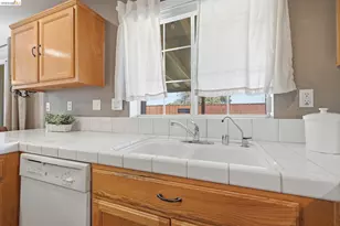 211 Brushwood Pl, Brentwood, CA 94513 - Photo 10