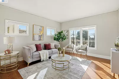1424 Hampel St, Oakland, CA 94602 - Photo 6