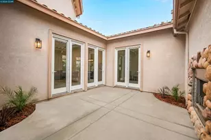 175 Oakridge Way, Rio Vista, CA 94571 - Photo 6